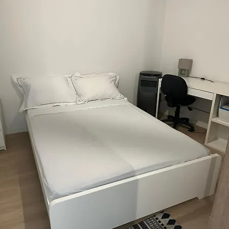 Agreable T2 Avec Un Grand Blacon Villeurbanne